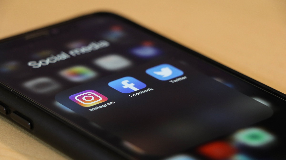 Çocuklara özel Instagram projesi eleştirilere karşı askıya alındı