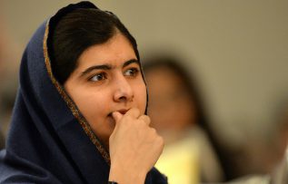 Nobel ödüllü Malala, dünyaya seslendi: “Birçok Afgan kızı da benimle aynı hikayeyi paylaşabilir”