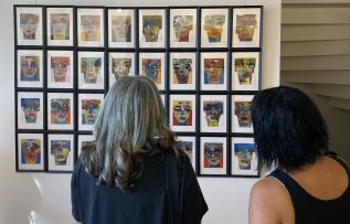 Ressam Rukiye Epli Dede, eserlerinde hayatın izlerini kadınların yüzlerinden aktarıyor