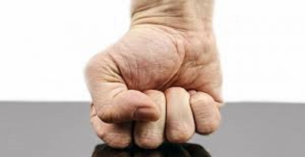 Rüyada Yumruk Görmek