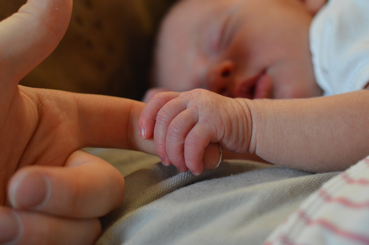Bebeklerde bağırsak felci nasıl anlaşılır?