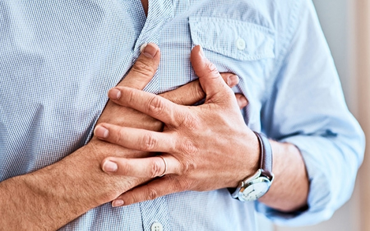 Kalp çarpıntısı deyip geçmeyin! Kalp çarpıntısı hakkında merak edilen 4 soru!