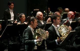 Cumhurbaşkanlığı Senfoni Orkestrası AKM’de dünyaca ünlü eserleri seslendirdi