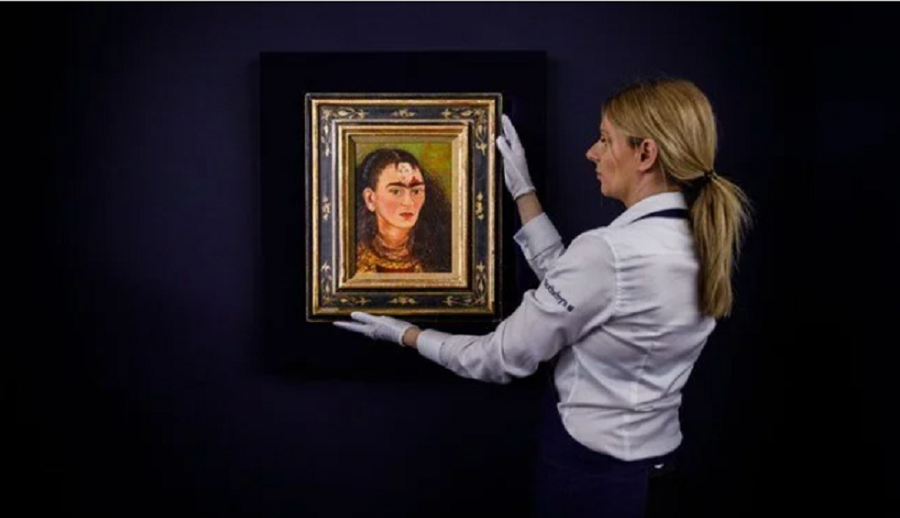 Frida Kahlo’nun otoportresine rekor fiyat verildi
