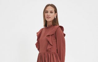 TRENDYOL MODEST / Kiremit Dik Yaka Fırfır Detaylı Elbise