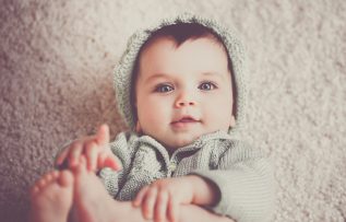 Bebeğiniz 3. aydan sonra göz teması kurabilir