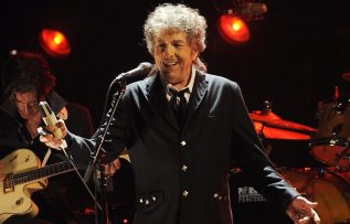 Bob Dylan, tüm müzik kayıtlarının yayın haklarını Sony Music’e sattı