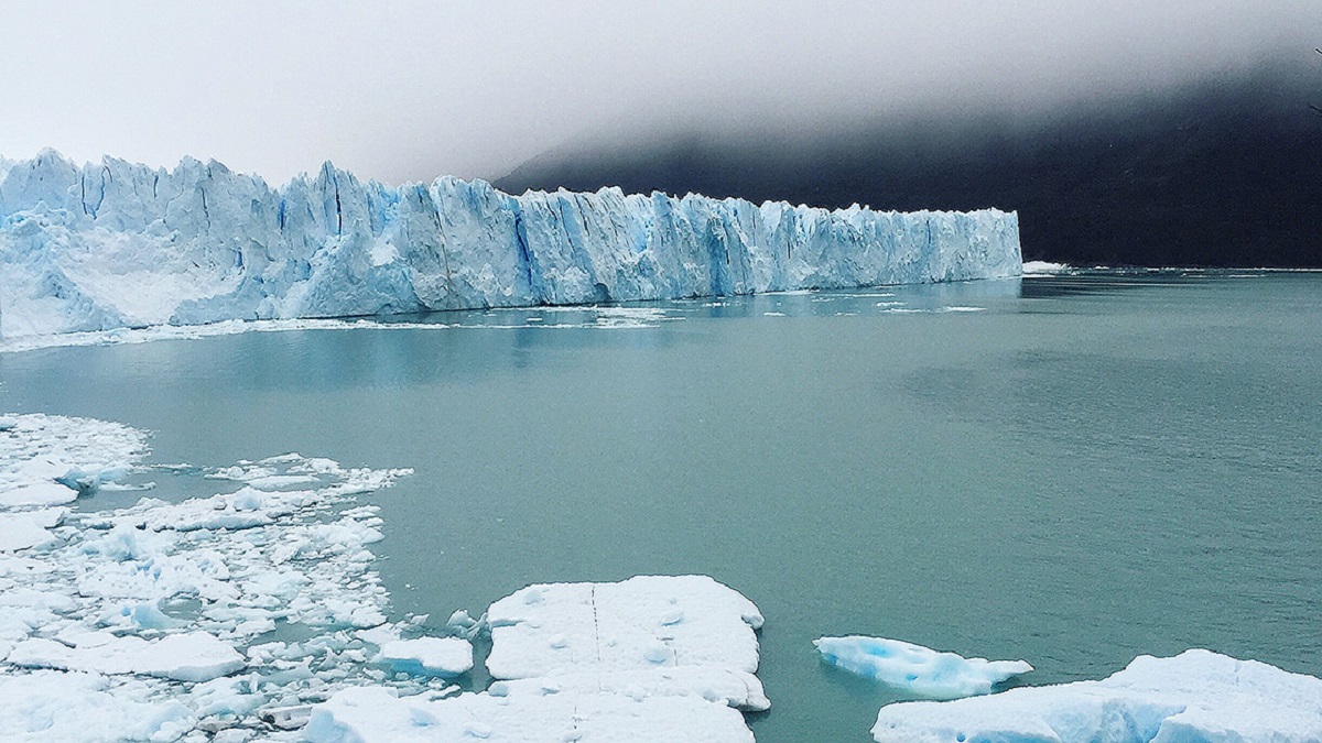 Antarktika’daki “kıyamet buzulu” Thwaites hızla eriyor!