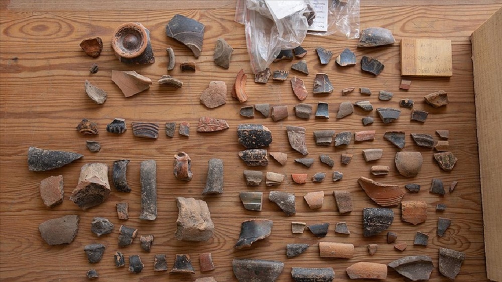 İzmir’de 14 bin yıl öncesine ait insan izlerine rastlandı