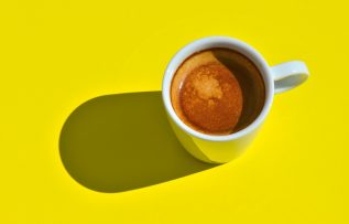 Aşırı kafein tüketimi epilepsi riski taşıyor