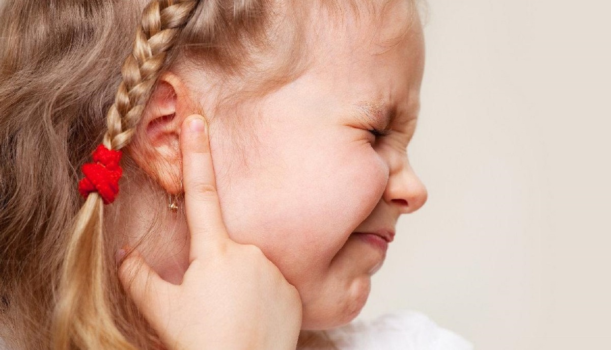 Çocuklarda orta kulak iltihabına dikkat!