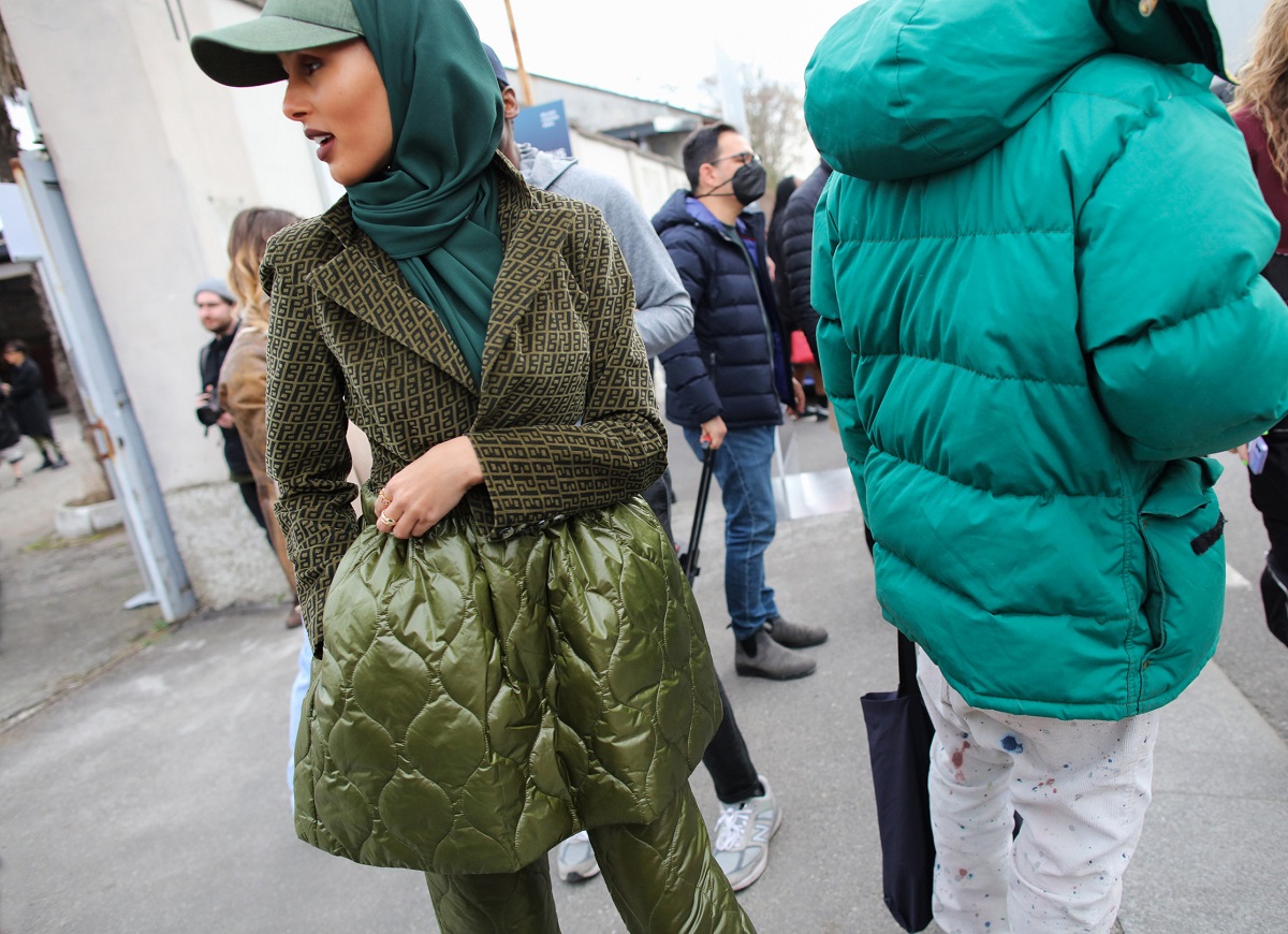 Milano Moda Haftası’ndan sokaklara yansıyan stil örnekleri
