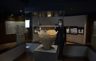 “Nazara karşı” koruduğuna inanılan 5 bin yıllık eserler sergilendi