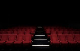 Kovid-19 döneminde sinema ve tiyatro seyircisi azaldı!
