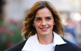 Emma Watson, Prada Beauty’nin yeni yüzü
