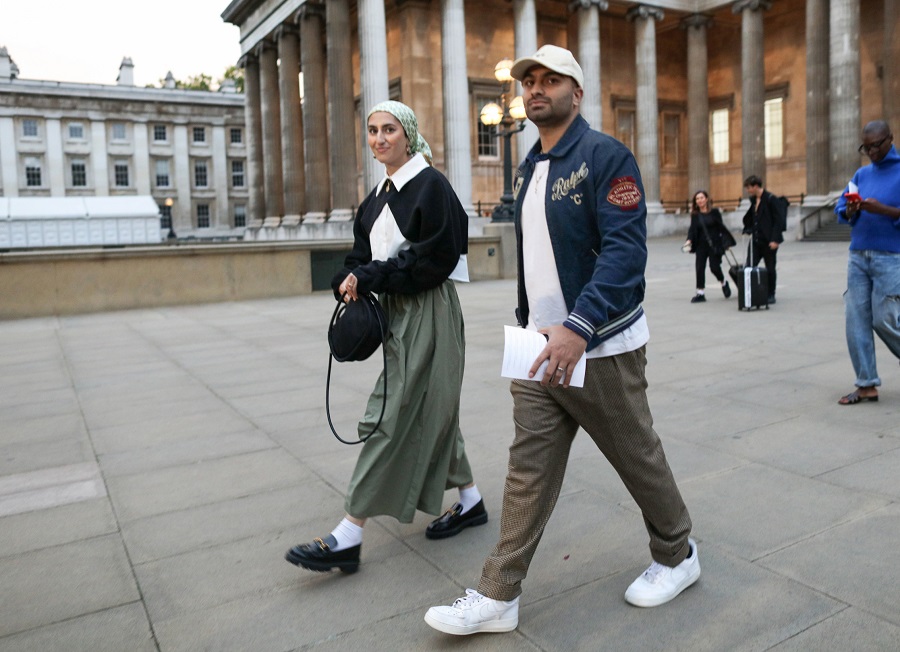 Londra Moda Haftasında sokaklara yansıyanlar