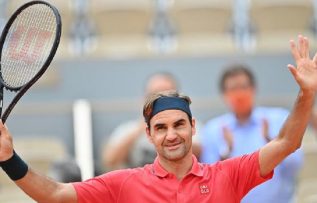 Tenisin efsanesi Roger Federer’ den üzen veda