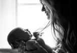 “Anne sütü bebeklerin ilk aşısı”