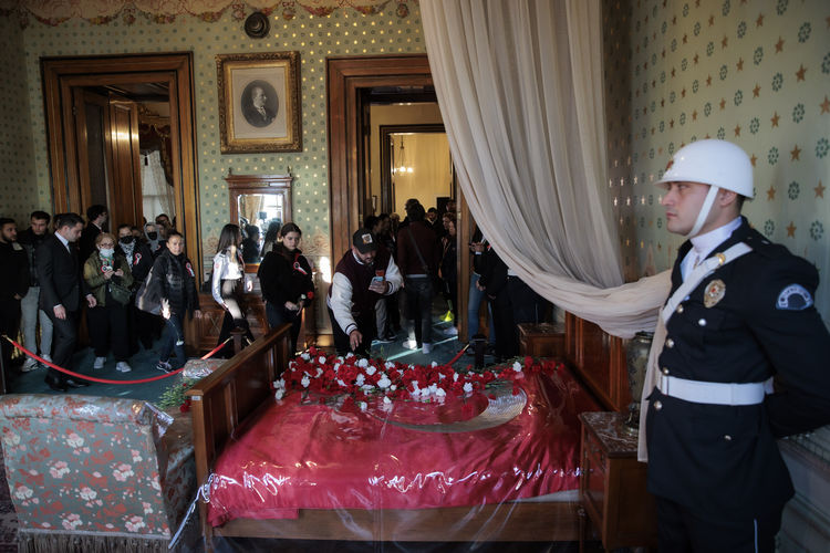 Büyük Önder Atatürk, Dolmabahçe Sarayı’nda anıldı 