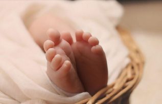Dünyada ilk: Ölümcül genetik bir hastalığı olan bebek doğmadan tedavi edildi