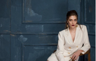 Öznur Serçeler Kimdir?