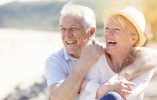 Evliler, Alzheimer ve bunama riskiyle daha az karşı karşıya!